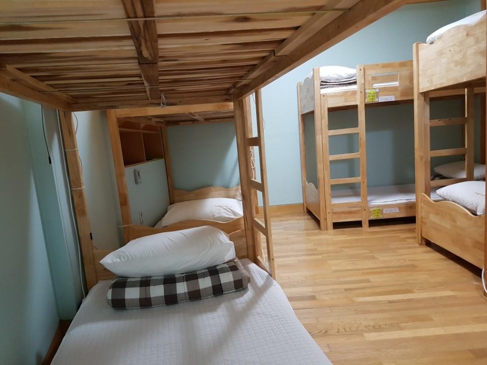 Hostel Lyndon Jeju Exterior foto