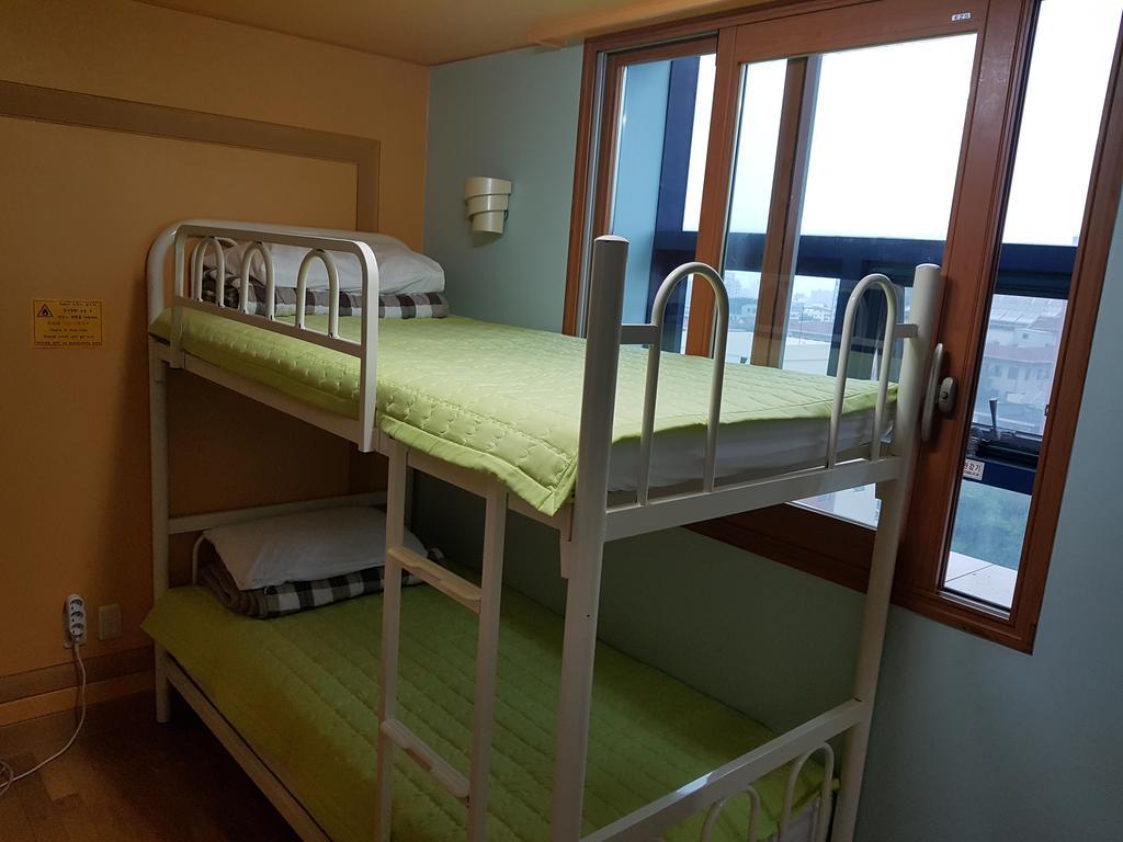 Hostel Lyndon Jeju Quarto foto